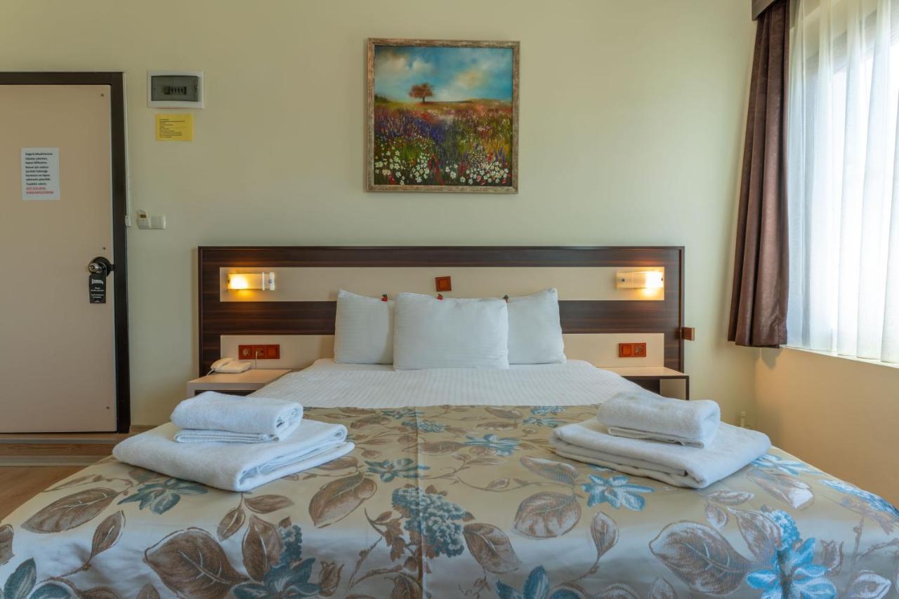 פוצ'ה Hotel Karacam מראה חיצוני תמונה