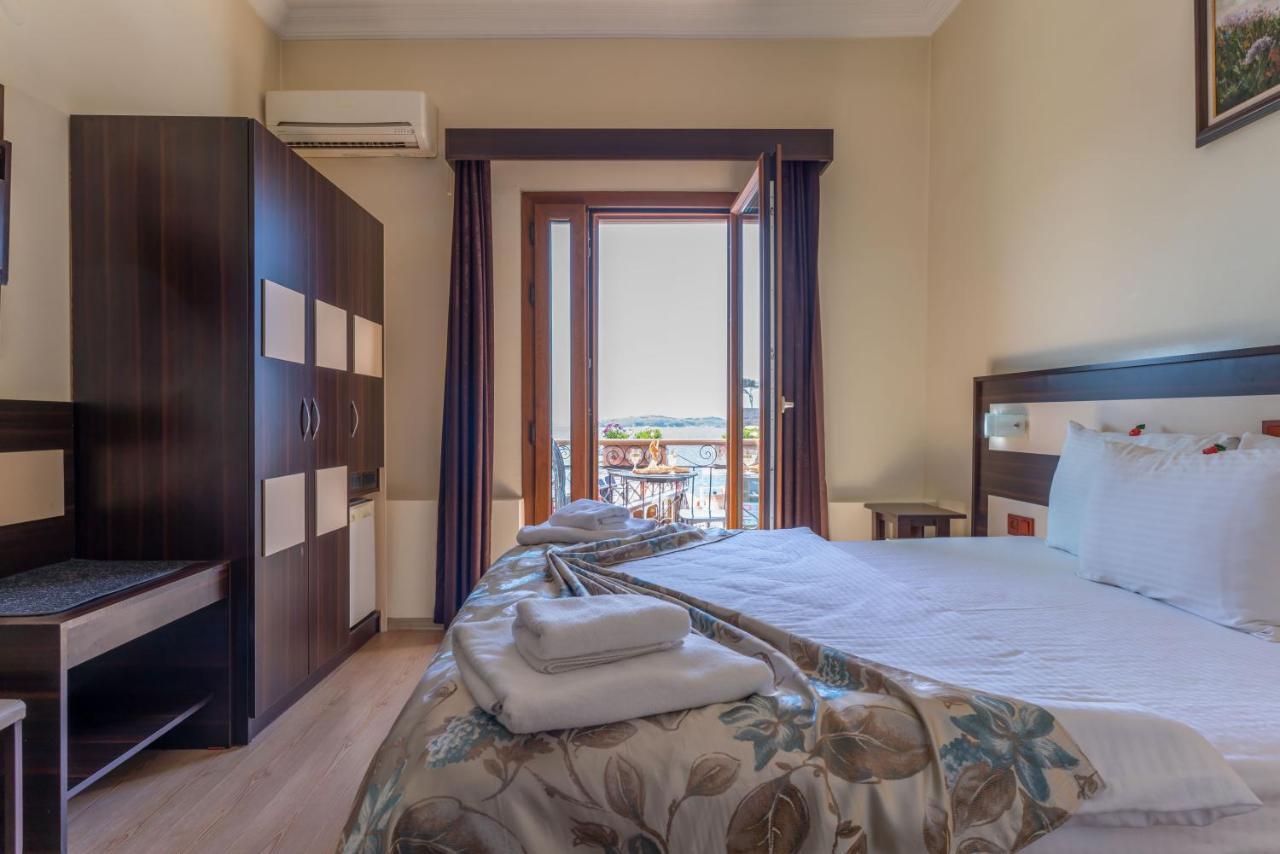 פוצ'ה Hotel Karacam מראה חיצוני תמונה